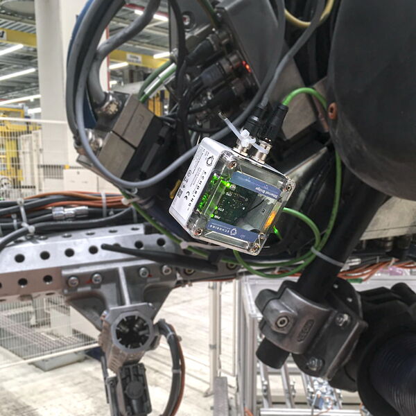 Bridge E verbindet einen Roboter mit der SPS